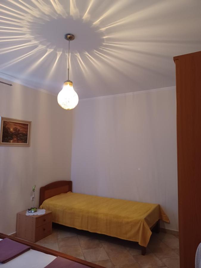 Apartments Ivic ราบ ภายนอก รูปภาพ
